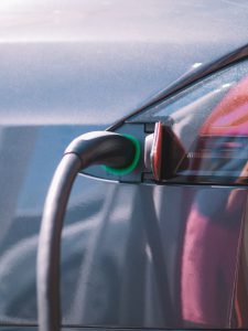 domowa stacja ładowania samochodów elektrycznych cena